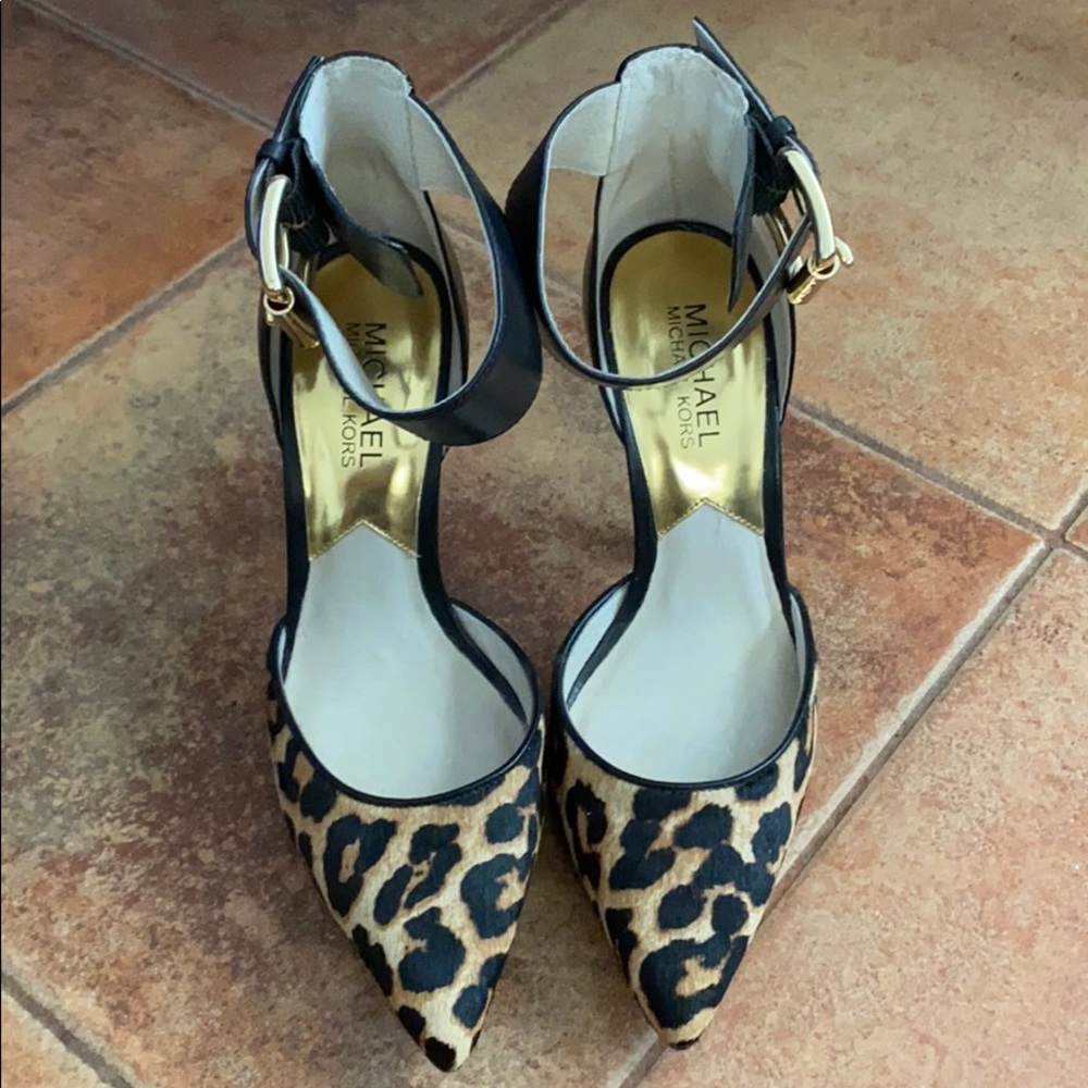 Michael Kors heels size 6